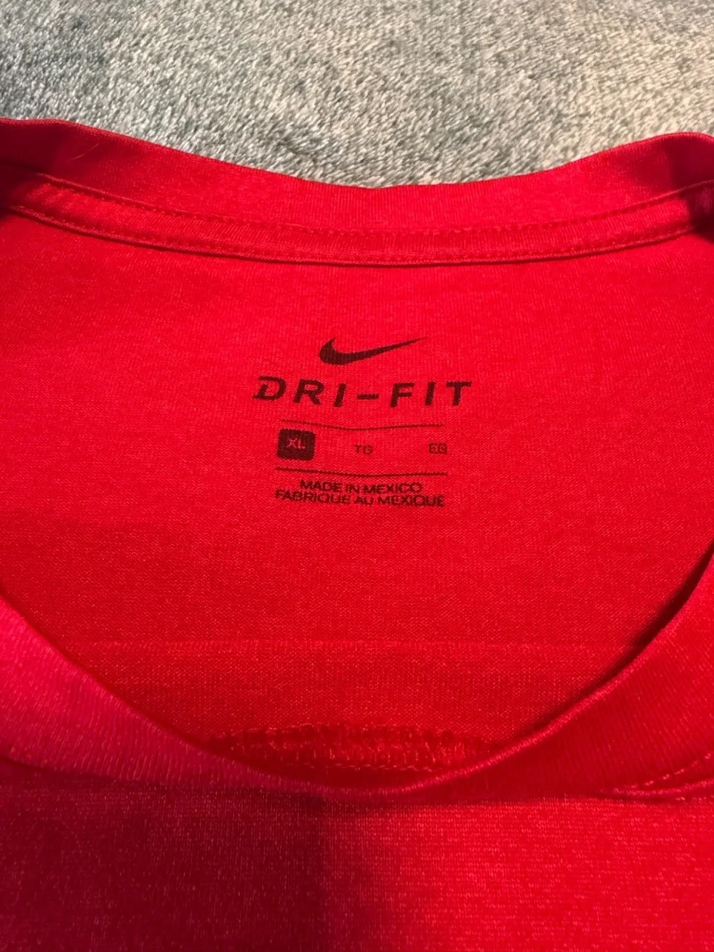 Nike Men's Red Dri-FIT‎ Crew T-Shirt Size XL